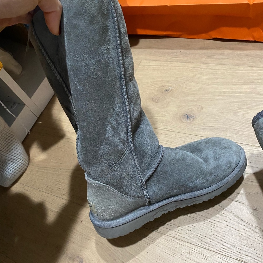 Ugg boots - Picture 6 of 7